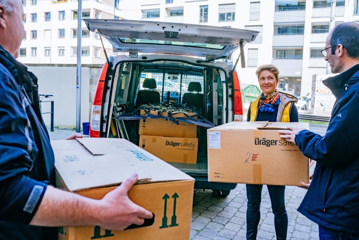 Kampf gegen Corona: Stadt startet Verteilung von Schutzausrüstung