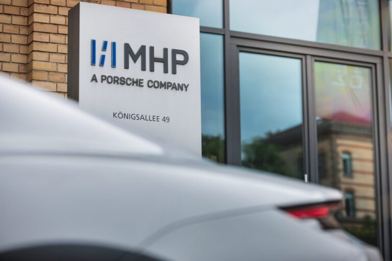 Porsche AG erhöht Beteiligung an IT-Beratung MHP schrittweise auf 100 Prozent