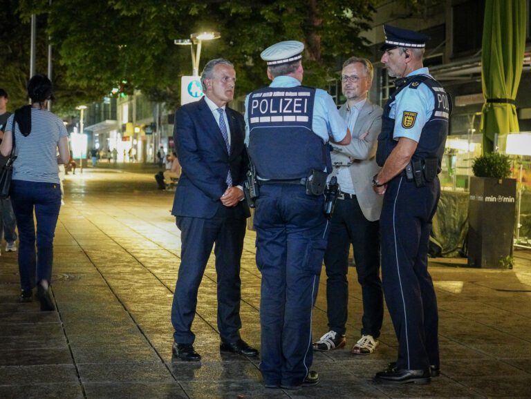 OB Nopper besucht nächtliche Brennpunkte in der Innenstadt