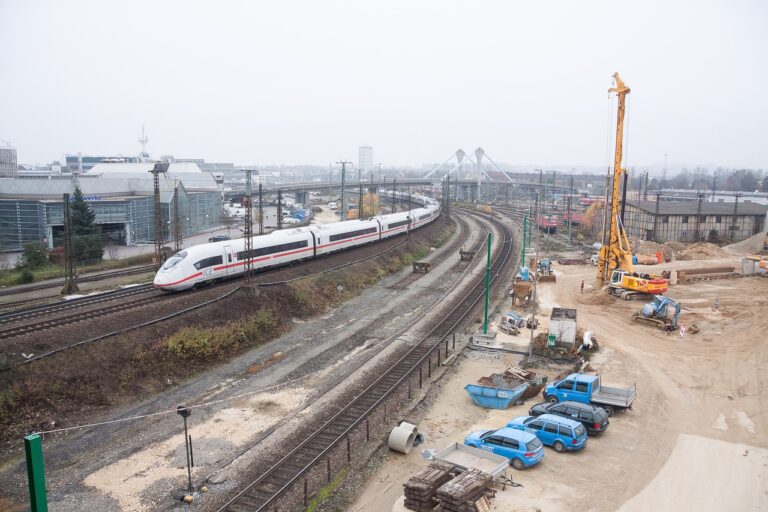 Stuttgart 21: Inbetriebnahme des neuen Durchgangsbahnhofs in der Diskussion