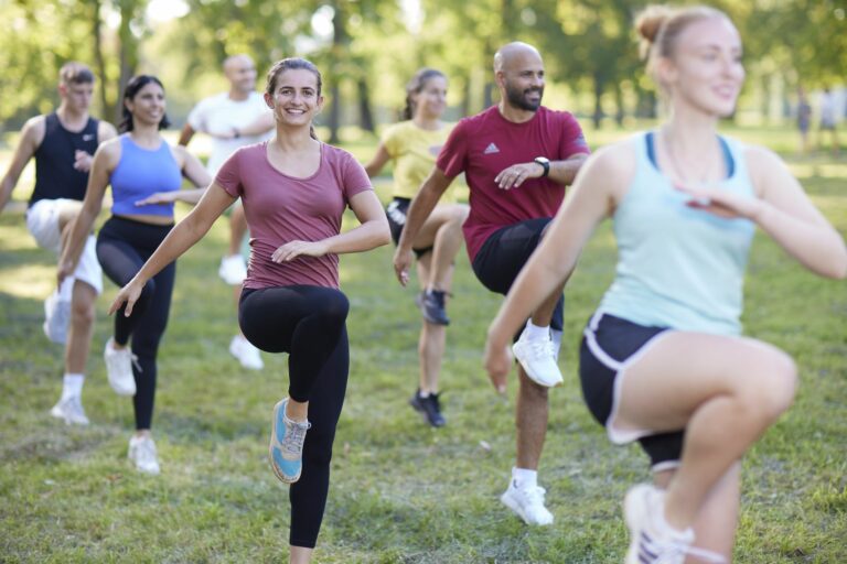 Mit Sport im Park aktiv durch die Sommerferien