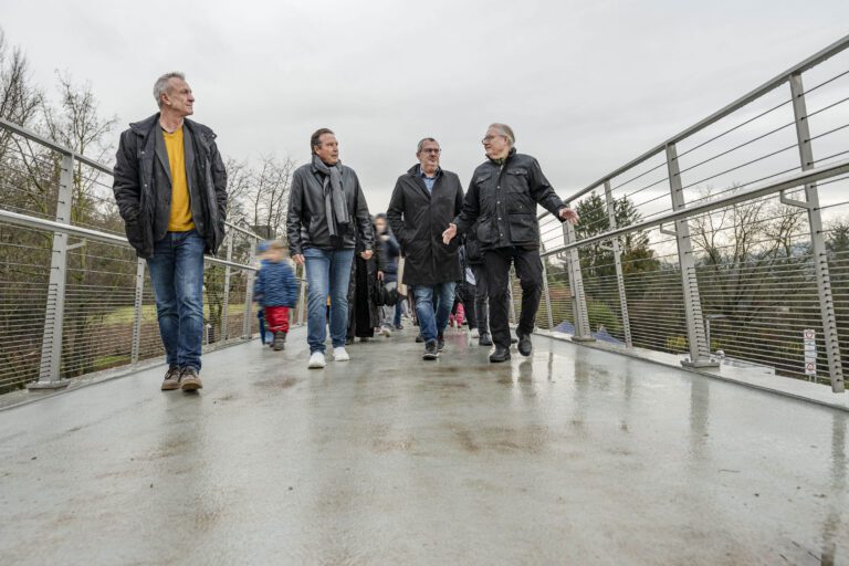 Brückenschlag zwischen zwei Stadtteilen