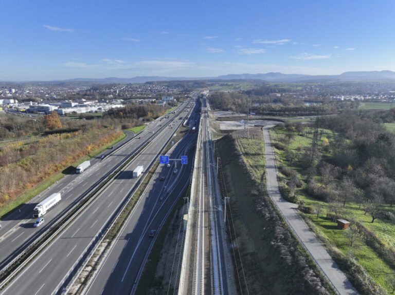 Strecke Stuttgart–Wendlingen unter Strom