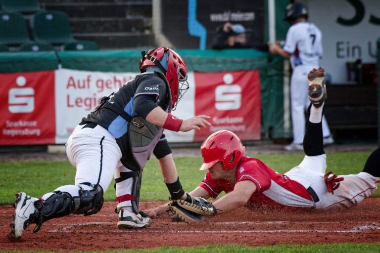 Reds besiegen Regensburg ein weiteres Mal