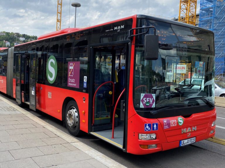 Verband Region Stuttgart verbessert Qualität von Schienenersatzverkehren