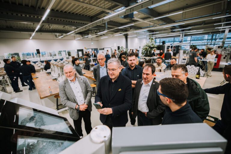 Dürr Systems und BBS Automation weihen gemeinsames Ausbildungszentrum ein